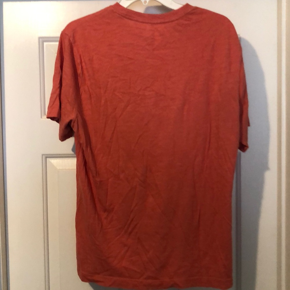 Graphic tee - Picture 2 of 2